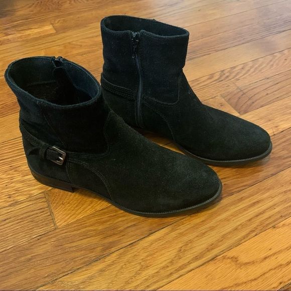 La Canadienne Suede Ankle Booties - Picture 2 of 6